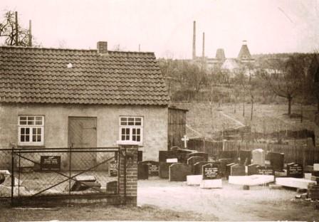 grabsteine, steinmetz, grabsteine preise, grabmale, grabumrandungen, grabstein, natursteine, naturstein, grabgestaltung, urnengrabsteine, rasengrab, rasengräber grabsteine, steinmetz, grabsteine preise, grabmale, grabumrandungen, grabstein, natursteine, naturstein, grabgestaltung, urnengrabsteine, rasengrab, rasengräber